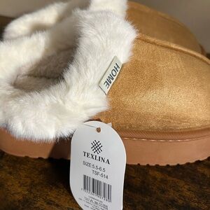 Women's Tan Fur-Lined Slippers
